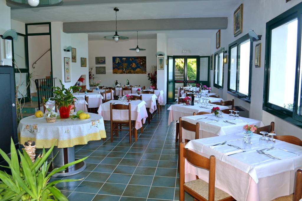 Hotel Scoglio Bianco Portoferraio Buitenkant foto