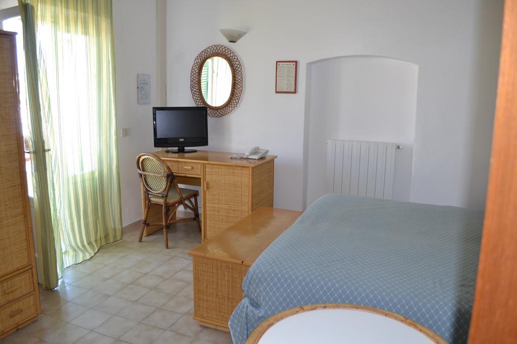 Hotel Scoglio Bianco Portoferraio Kamer foto