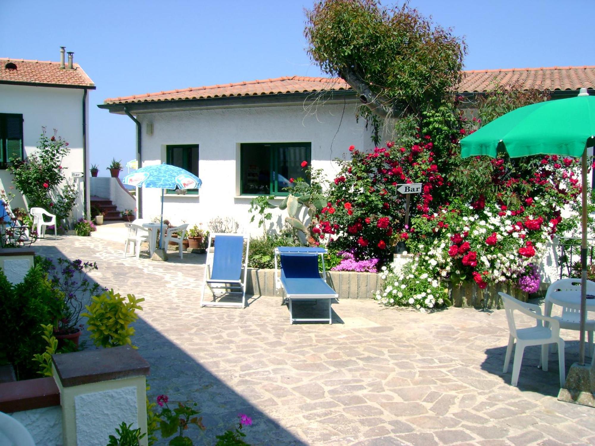 Hotel Scoglio Bianco Portoferraio Buitenkant foto