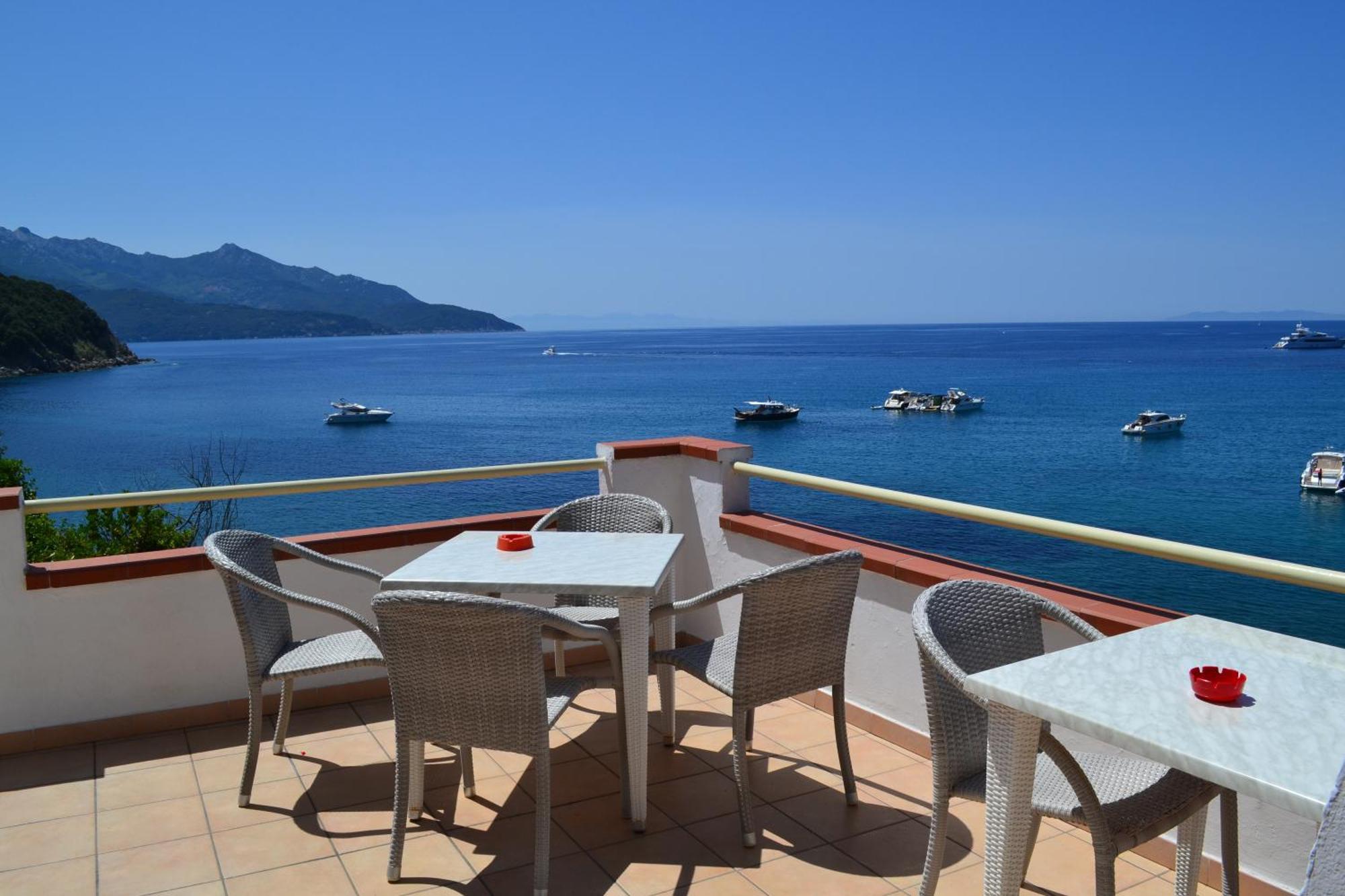 Hotel Scoglio Bianco Portoferraio Buitenkant foto