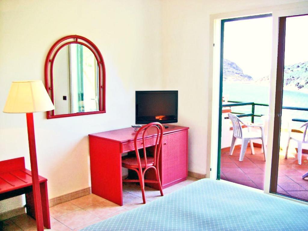 Hotel Scoglio Bianco Portoferraio Buitenkant foto